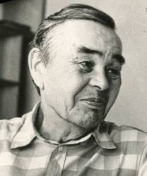 Акрам Биишев
