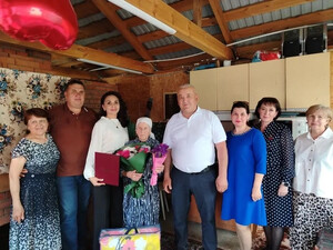 Поздравили с 90-летним юбилеем!